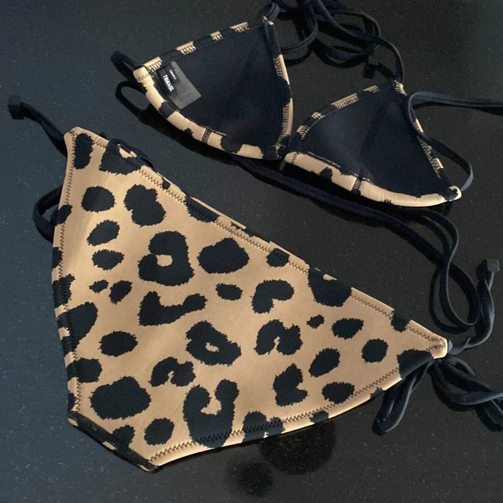 TRIANGL BIKINI SWIMWEAR - INDY LILY LEOPARD Neoprene |Size Small
